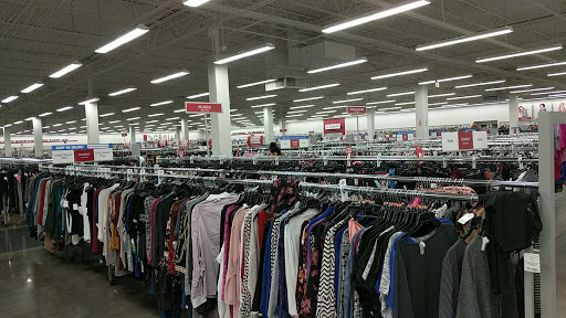 Clothing Store «Burlington Coat Factory», reviews and photos, 1965 N Pebble Creek Pkwy, Goodyear, AZ 85395, USA