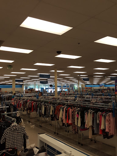 Clothing Store «Ross Dress for Less», reviews and photos, 620 Triangle Shopping Center, Longview, WA 98632, USA