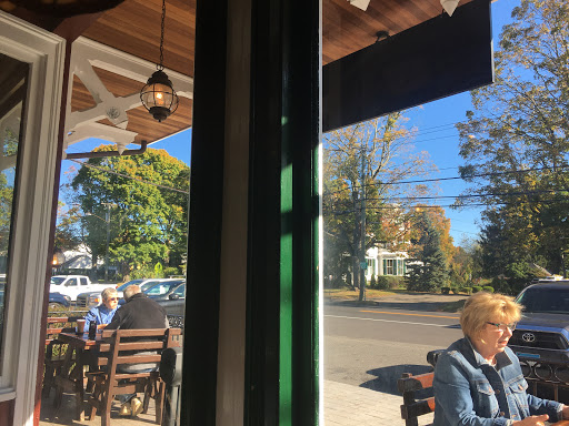 Grocery Store «Newtown General Store», reviews and photos, 43 Main St, Newtown, CT 06470, USA