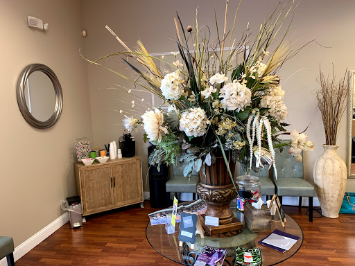 Beauty Salon «Amici Salon & Spa», reviews and photos, 857 N Main Street Ext, Wallingford, CT 06492, USA