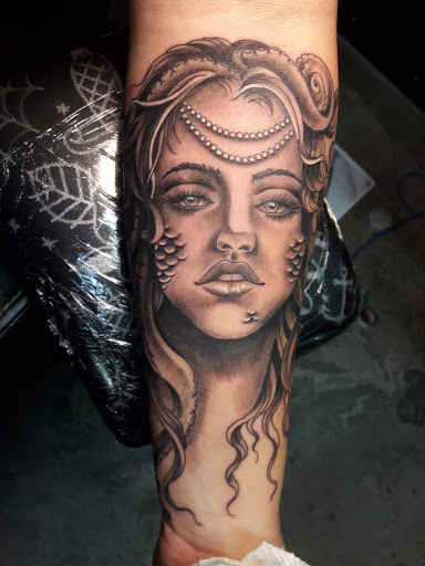 Explore tattoo ideas for rip mom, creative tattoo ideas in Cocoa Beach, available at The Corner Tattoo and Piercing Studio