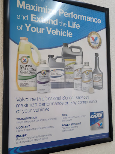 Oil Change Service «Valvoline Express Care», reviews and photos, 203 US-175 Frontage Rd, Seagoville, TX 75159, USA