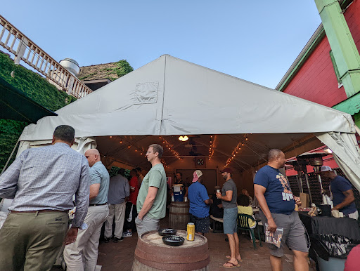 Tobacco Shop «Up Down Cigar», reviews and photos, 1550 N Wells St, Chicago, IL 60610, USA