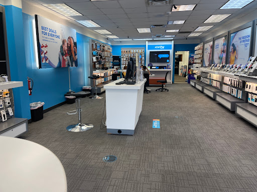 Cell Phone Store «AT&T Authorized Retailer», reviews and photos, 6081 W Irlo Bronson Memorial Hwy, Celebration, FL 34747, USA