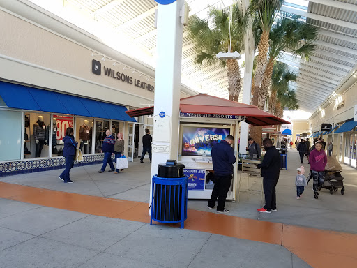 Shopping Mall «Orlando Vineland Premium Outlets», reviews and photos, 8200 Vineland Ave, Orlando, FL 32821, USA