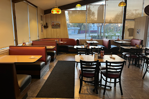 Lulu's Diner image