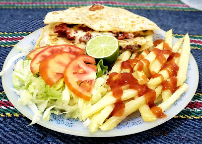 Tacos y Tortas Eira - Gral. Francisco Villa No. 220, Gustavo Diaz Ordaz, 79560 Santa María del Río, S.L.P., Mexico