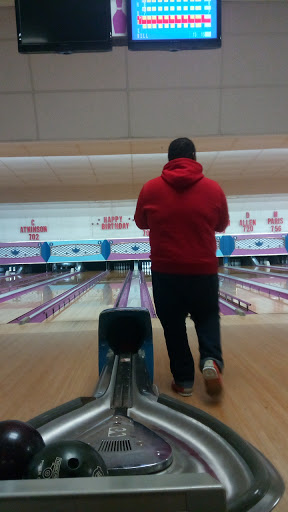 Bowling Alley «Parkland Bowl», reviews and photos, 5700 Silver Hill Rd, District Heights, MD 20747, USA