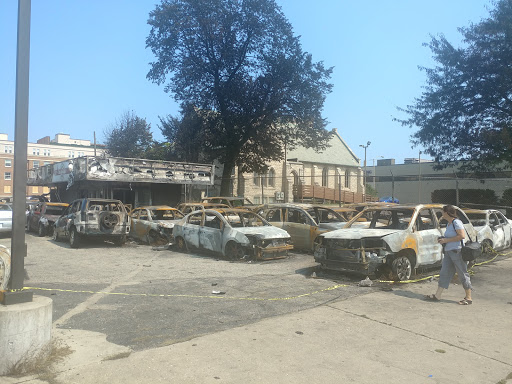 Used Car Dealer «Car Source», reviews and photos, 5821 Sheridan Rd, Kenosha, WI 53140, USA