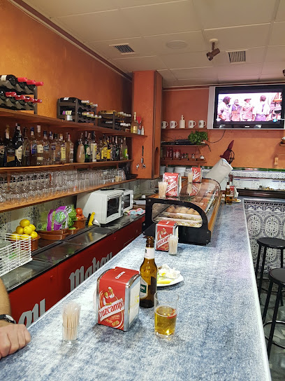 Bar Juanito (Ataúd) - C. Navas, 33, 23300 Villacarrillo, Jaén, Spain