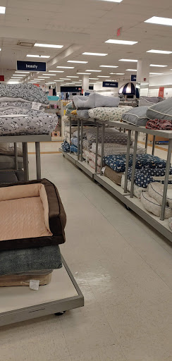Department Store «Marshalls», reviews and photos, 769 Iyannough Rd, Hyannis, MA 02601, USA