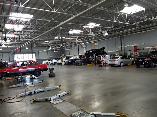 Nissan Dealer «Fontana Nissan», reviews and photos, 16444 S Highland Ave, Fontana, CA 92336, USA