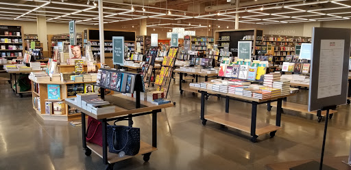 Book Store «Barnes & Noble», reviews and photos, 280 Palladio Pkwy, Folsom, CA 95630, USA