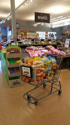 Grocery Store «Stop & Shop», reviews and photos, 35 Washington St, Lynn, MA 01904, USA