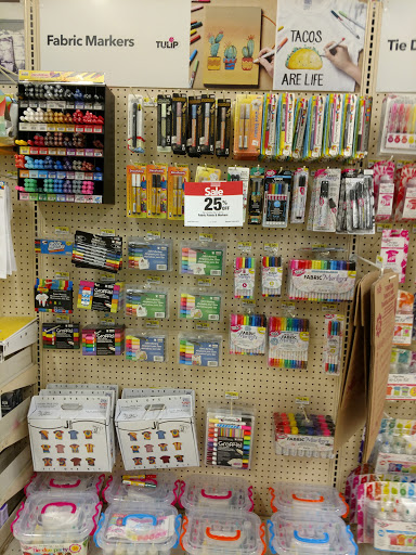 Fabric Store «Jo-Ann Fabrics and Crafts», reviews and photos, 4107 Telegraph Rd, Bloomfield Hills, MI 48302, USA