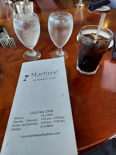 American Restaurant «Martinis Restaurant & Lounge», reviews and photos, 4338 Lake Rd W, Ashtabula, OH 44004, USA