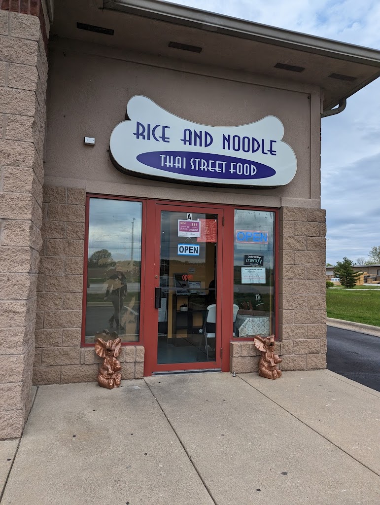 Rice & Noodle Thai Street Food 47909