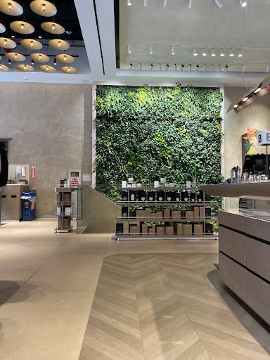 Boutique «Nespresso Madison Boutique & Cafe», reviews and photos, 761 Madison Ave, New York, NY 10065, USA