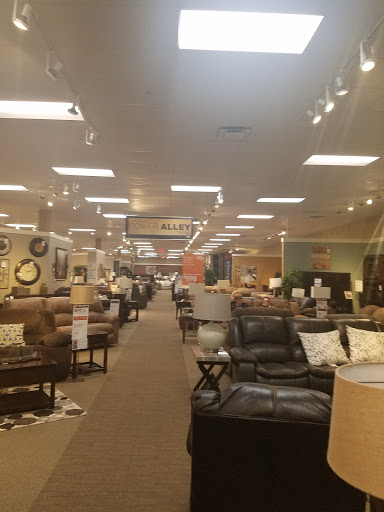Furniture Store «Ashley HomeStore», reviews and photos, 400 NY-211, Middletown, NY 10940, USA