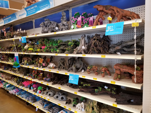 Pet Supply Store «PetSmart», reviews and photos, 2100 88th St, North Bergen, NJ 07047, USA