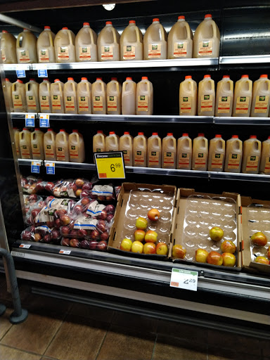 Supermarket «Price Chopper», reviews and photos, 2985 Berlin Turnpike, Newington, CT 06111, USA