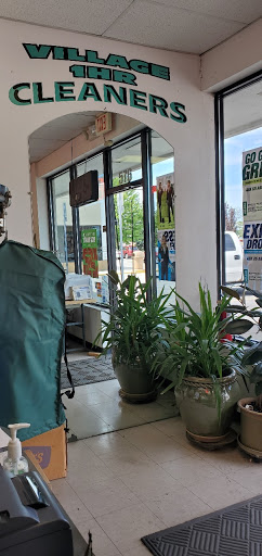 Dry Cleaner «Village One Hour Cleaner», reviews and photos, 576 W Dussel Dr, Maumee, OH 43537, USA