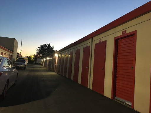 Self-Storage Facility «CubeSmart Self Storage», reviews and photos, 900 Orlando Ave, Roseville, CA 95661, USA