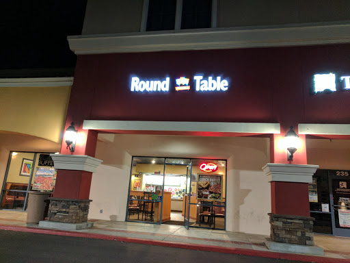 Pizza Restaurant «Round Table Pizza», reviews and photos, 239 West Los Angeles Avenue, Moorpark, CA 93021, USA