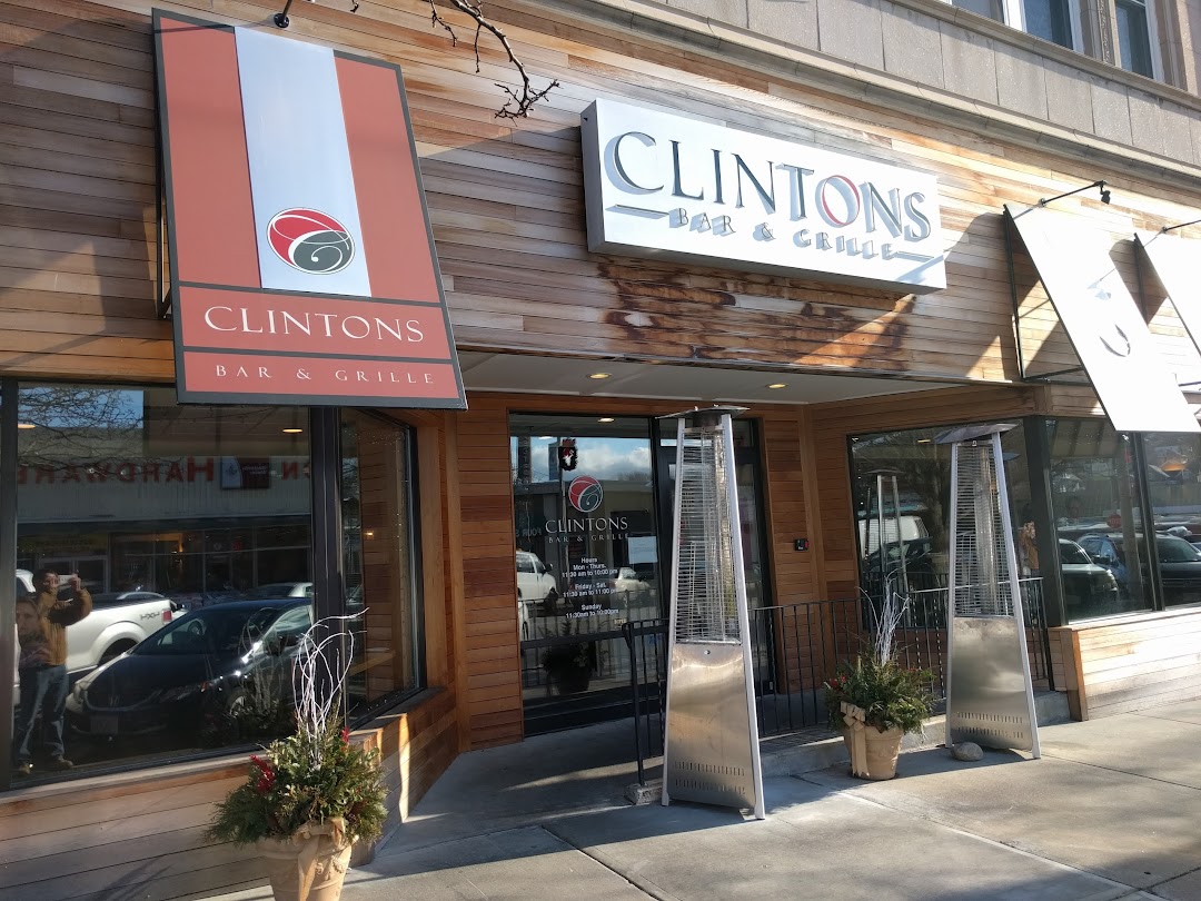 Clintons Bar & Grille