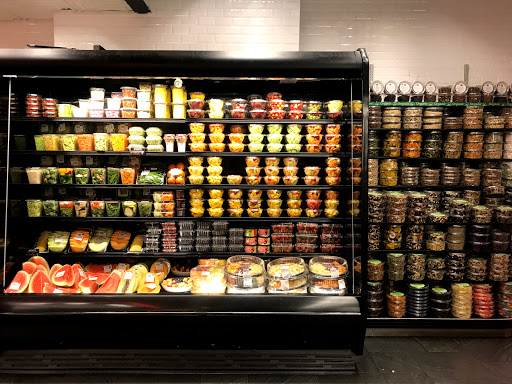 Supermarket «Morton Williams Supermarkets», reviews and photos, 908 2nd Ave, New York, NY 10017, USA