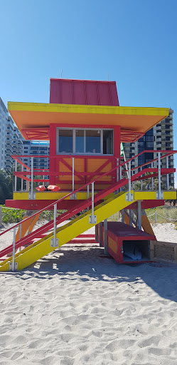 Liquor Store «Riviera Liquors», reviews and photos, 2401 Collins Ave # C1, Miami, FL 33140, USA