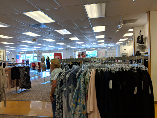 Shopping Mall «Outlets at Vicksburg», reviews and photos, 4000 S Frontage Rd, Vicksburg, MS 39180, USA