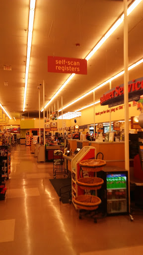 Grocery Store «Hannaford Supermarket», reviews and photos, 500 Stillwater Ave, Old Town, ME 04468, USA