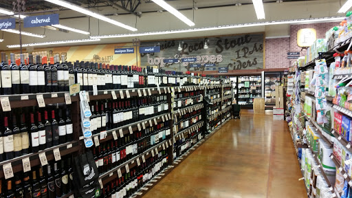 Grocery Store «Fresh Thyme Farmers Market - Kirkwood MO», reviews and photos, 1018 N Kirkwood Rd, Kirkwood, MO 63122, USA