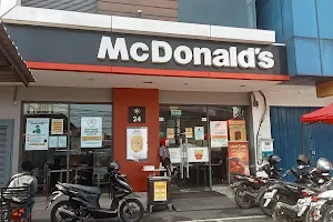 McDonald's Ciputat image