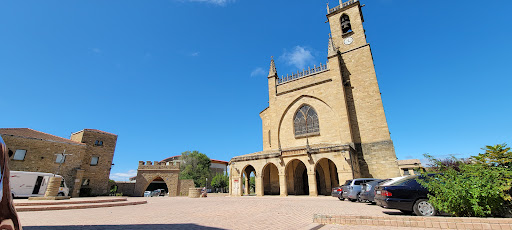 Frontón en Obanos, Navarra