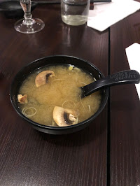 Soupe miso du Yoki Sushi restaurant japonais à Paris - n°1