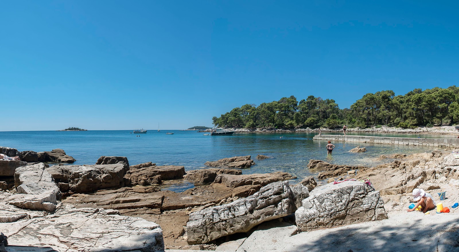 Photo de Skaraba beach avec un niveau de propreté de très propre