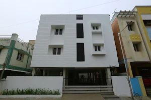 Yali Service Apartment image