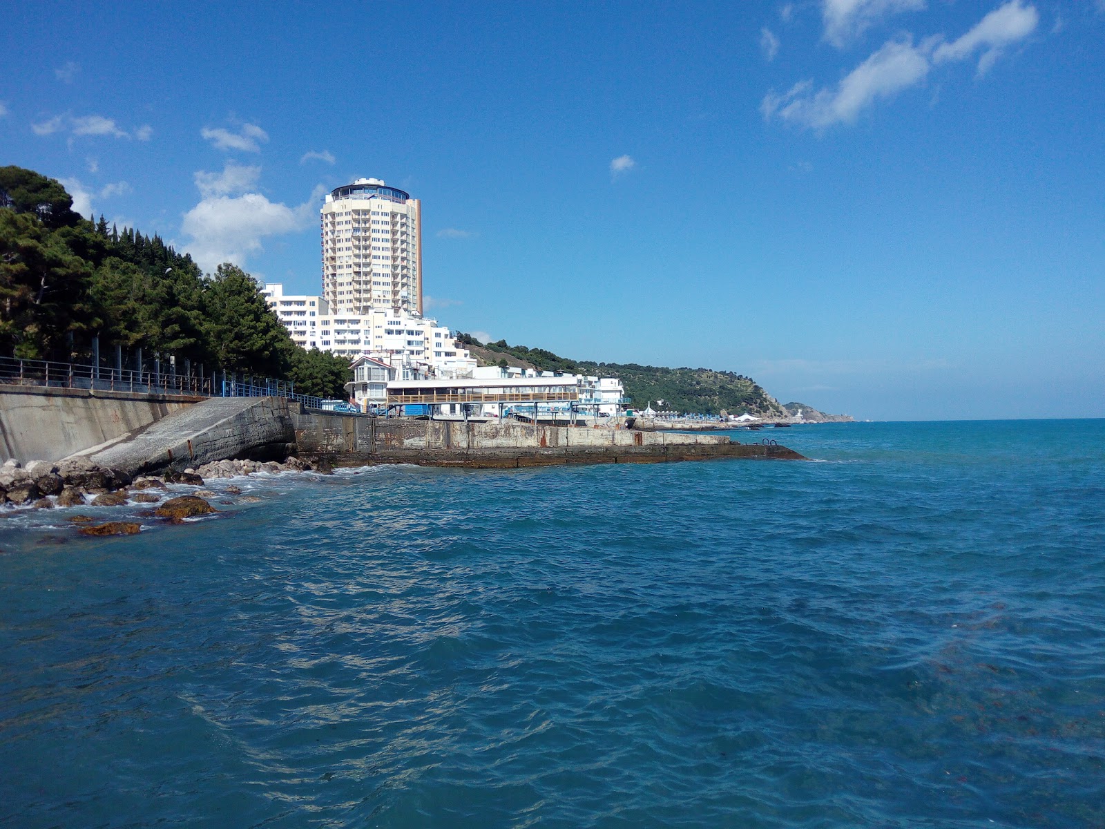 Parkovoe beach的照片 - 受到放松专家欢迎的热门地点