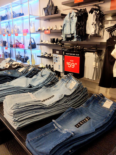 Shopping Mall «Desert Hills Premium Outlets», reviews and photos, 48400 Seminole Dr, Cabazon, CA 92230, USA