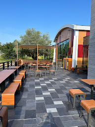 Photo n°18 de McDonald's à La Mézière ()