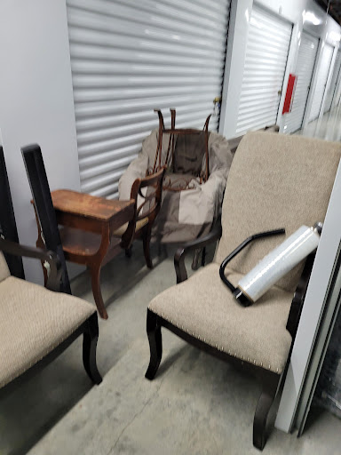 Moving and Storage Service «Two Men and a Truck», reviews and photos, 7225 Daniel Dr d, Stockbridge, GA 30281, USA