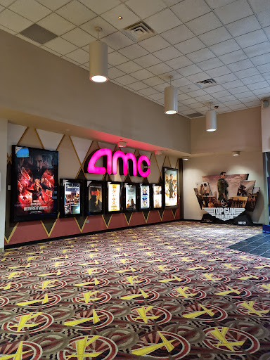 Movie Theater «AMC River East 21», reviews and photos, 322 E Illinois St, Chicago, IL 60611, USA