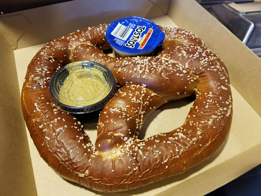 Movie Theater «AMC Roosevelt Field 8», reviews and photos, 630 Old Country Rd, Garden City, NY 11530, USA