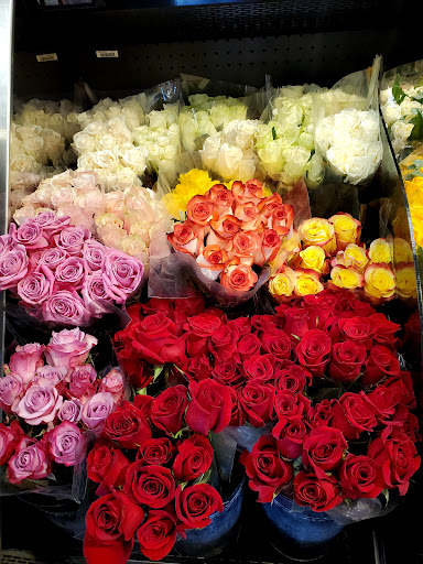 Grocery Store «Ralphs Fresh Fare», reviews and photos, 25930 McBean Pkwy, Valencia, CA 91355, USA