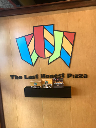 Pizza Restaurant «Round Table Pizza», reviews and photos, 1359 Washington Ave, San Leandro, CA 94577, USA