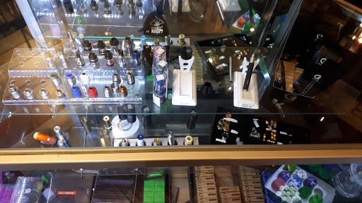 Tobacco Shop «Vapor Smoke Shop», reviews and photos, 435 Stockton St, San Francisco, CA 94108, USA