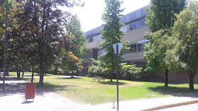 Facultad de Ciencias Económicas y Administrativas UC