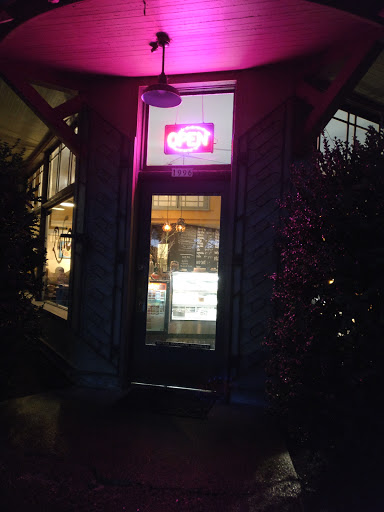 Coffee Shop «Palio Espresso and Dessert House», reviews and photos, 1996 SE Ladd Ave, Portland, OR 97214, USA